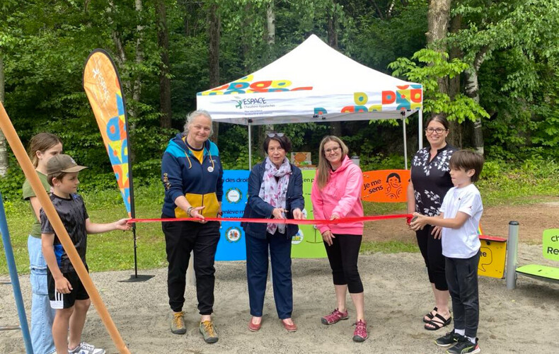 Inauguration d'un nouveau module de jeux au parc municipal Optimiste